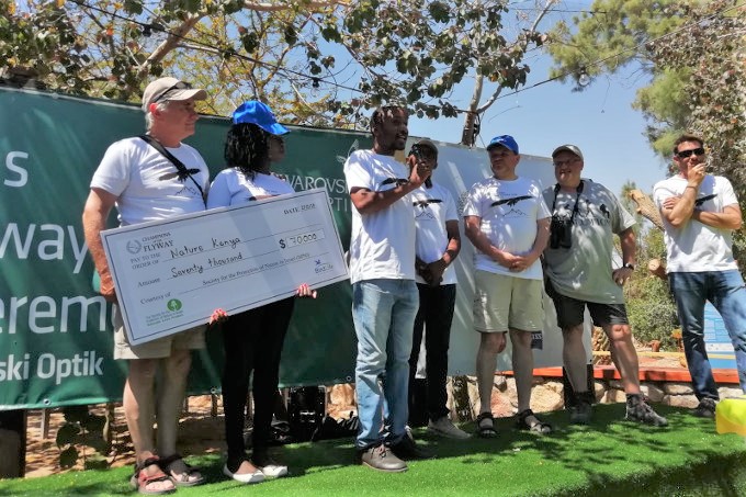 Check für Nature Kenya: 76.000 US-Dollar wurden bei Champions of the Flyway 2019 gespendet - Foto: NABU